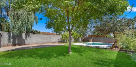 Exterior - 4016 E Ludlow Dr, Phoenix, AZ 85032 photo 4 of 7