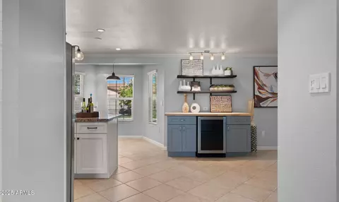 Entry Way - 4016 E Ludlow Dr, Phoenix, AZ 85032 photo 2 of 3