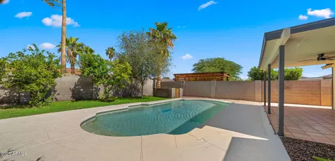 Exterior - 4016 E Ludlow Dr, Phoenix, AZ 85032 photo 6 of 7