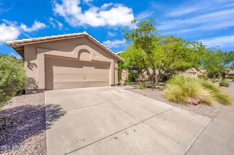 1252 N Hazelton Dr, Chandler, AZ 85226