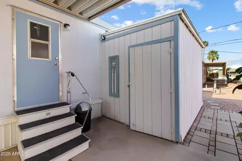 2121 N Center St #204, Mesa, AZ 85201