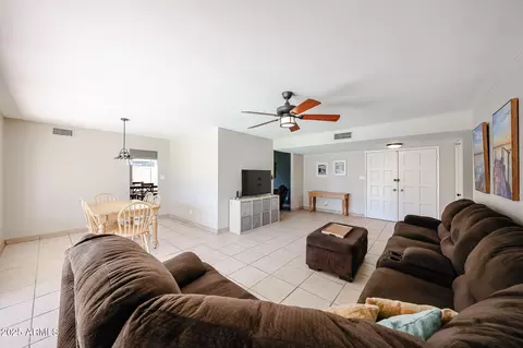 4159 W Evans Dr, Phoenix, AZ 85053 photo 5