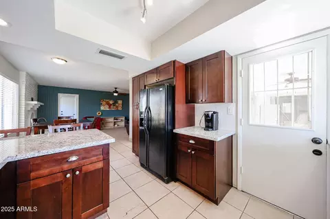 4159 W Evans Dr, Phoenix, AZ 85053 photo 11
