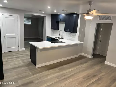 1827 E Monterey Way, Phoenix, AZ 85016 photo 7