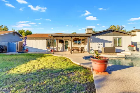 Exterior - 301 E Merrill Ave, Gilbert, AZ 85234 photo 7 of 12