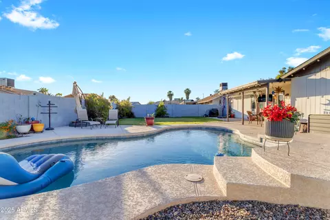 Exterior - 301 E Merrill Ave, Gilbert, AZ 85234 photo 9 of 12