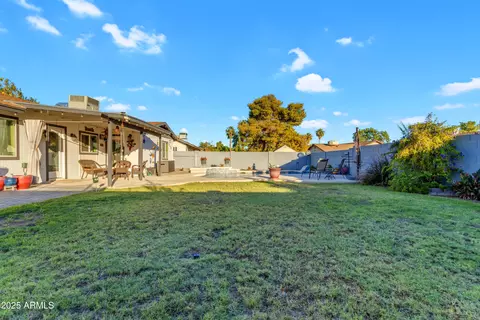 Exterior - 301 E Merrill Ave, Gilbert, AZ 85234 photo 5 of 12