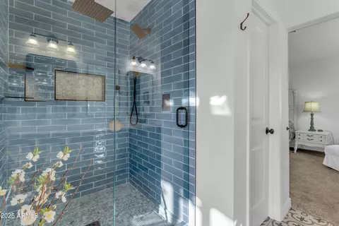 Bath - 301 E Merrill Ave, Gilbert, AZ 85234 photo 4 of 6