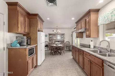 Kitchen - 1417 S Grand Dr, Apache Junction, AZ 85120 photo 2 of 3