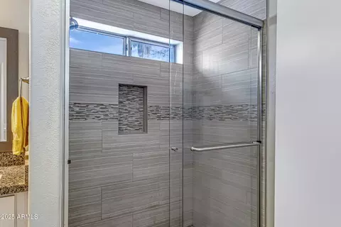 Bath - 4213 E Frye Rd, Phoenix, AZ 85048 photo 2 of 3
