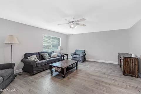 Living - 4213 E Frye Rd, Phoenix, AZ 85048 photo 1 of 1