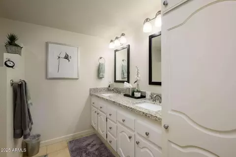 Bath - 4303 E Cactus Rd S #322, Phoenix, AZ 85032 photo 3 of 3