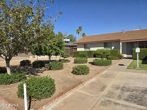 4022 W Glenn Dr, Phoenix, AZ 85051