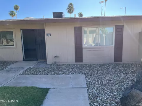 10889 W Santa Fe Dr, Sun City, AZ 85351