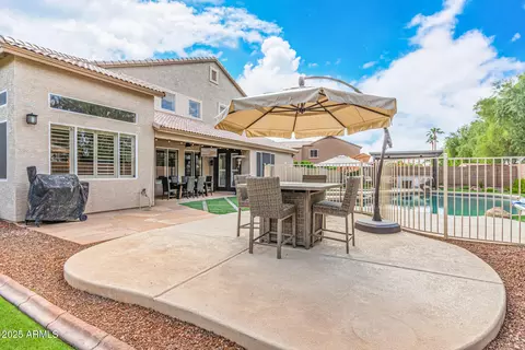 Exterior - 860 E Oakland St, Gilbert, AZ 85295 photo 26 of 31