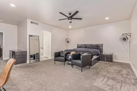Bedroom - 860 E Oakland St, Gilbert, AZ 85295 photo 2 of 7