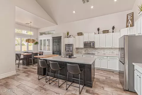 Kitchen - 860 E Oakland St, Gilbert, AZ 85295 photo 1 of 4