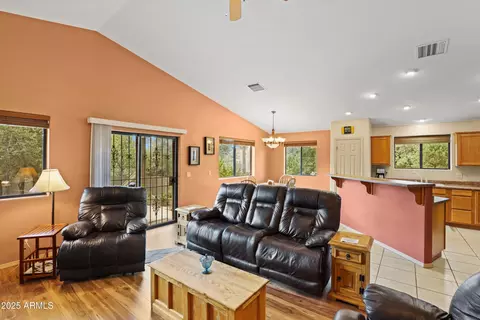 Living - 502 S Wade Ct, Payson, AZ 85541 photo 2 of 4