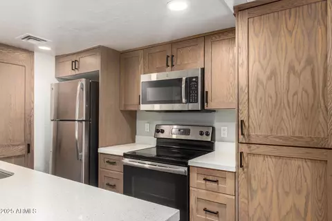 Kitchen - 2228 E Campbell Ave #116, Phoenix, AZ 85016 photo 1 of 2