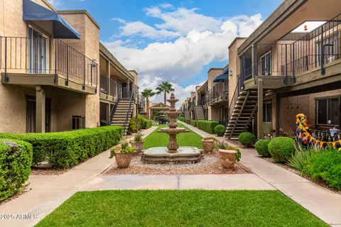 Exterior - 2228 E Campbell Ave #116, Phoenix, AZ 85016 photo 4 of 8