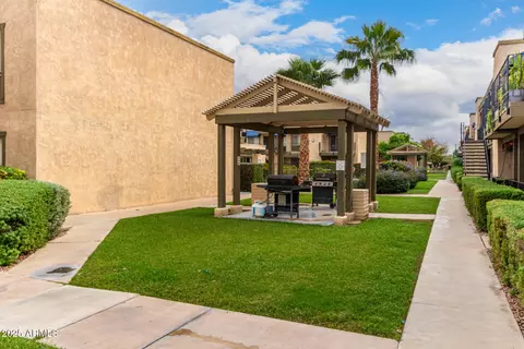 Exterior - 2228 E Campbell Ave #116, Phoenix, AZ 85016 photo 5 of 8