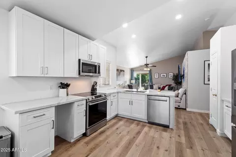 Kitchen - 8525 E Carol Ave, Mesa, AZ 85208 photo 5 of 6