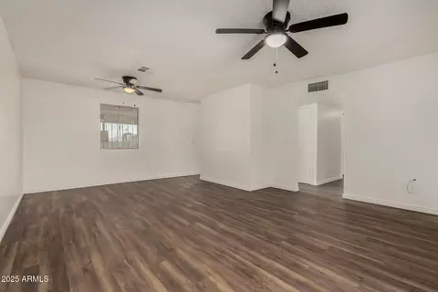 Living - 7321 W Devonshire Ave, Phoenix, AZ 85033 photo 2 of 2