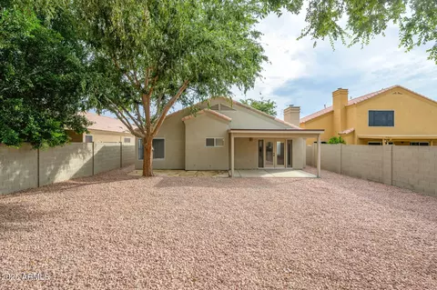 Exterior - 3138 E Wescott Dr, Phoenix, AZ 85050 photo 6 of 8
