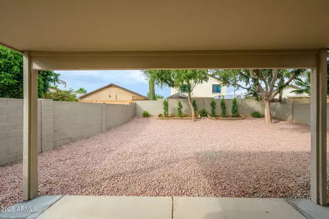 Exterior - 3138 E Wescott Dr, Phoenix, AZ 85050 photo 3 of 8