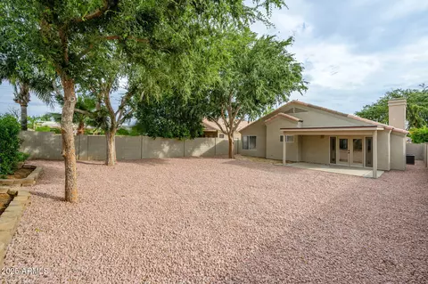 Exterior - 3138 E Wescott Dr, Phoenix, AZ 85050 photo 5 of 8