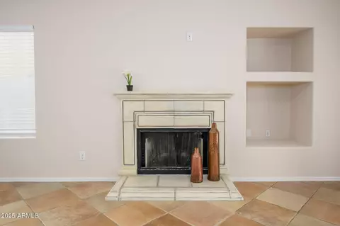 Living - 3138 E Wescott Dr, Phoenix, AZ 85050 photo 13 of 13
