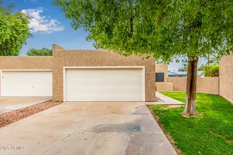 8464 E Malcomb Dr, Scottsdale, AZ 85250
