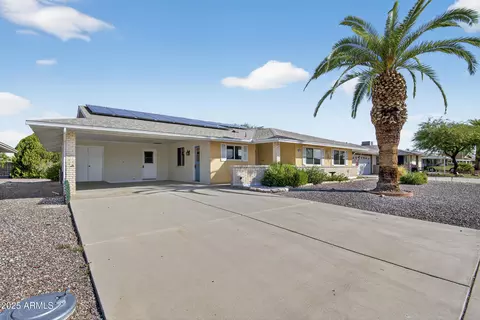 10014 W Mission Ln, Sun City, AZ 85351