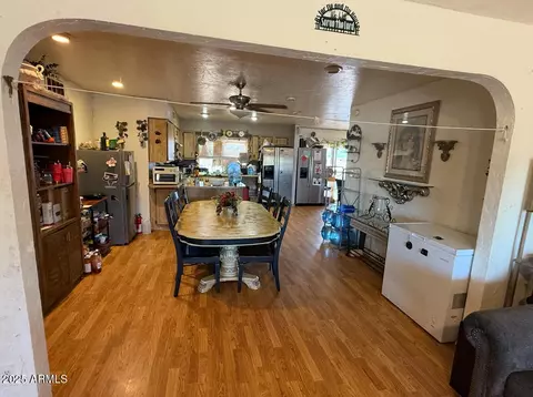 8151 W Westview Dr, Phoenix, AZ 85033 photo 6