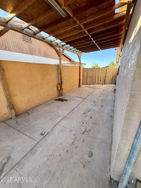 8151 W Westview Dr, Phoenix, AZ 85033 photo 10