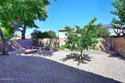 Exterior - 3218 E Oraibi Dr, Phoenix, AZ 85050 photo 3 of 4