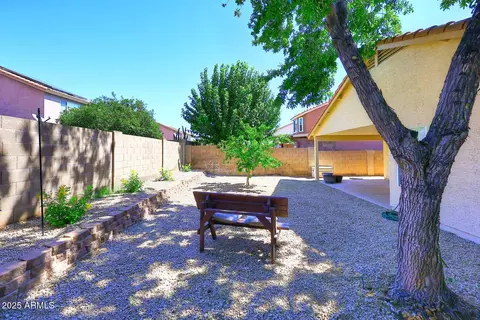 Exterior - 3218 E Oraibi Dr, Phoenix, AZ 85050 photo 4 of 4