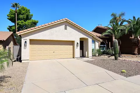 3218 E Oraibi Dr, Phoenix, AZ 85050