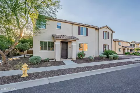 2668 N 73rd Gln, Phoenix, AZ 85035