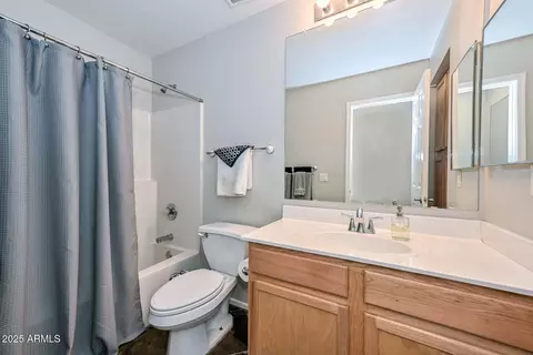 Bath - 26480 N 68th Dr, Peoria, AZ 85383 photo 3 of 3
