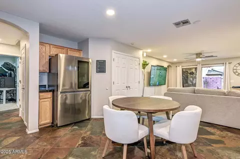 Dining - 26480 N 68th Dr, Peoria, AZ 85383 photo 1 of 1