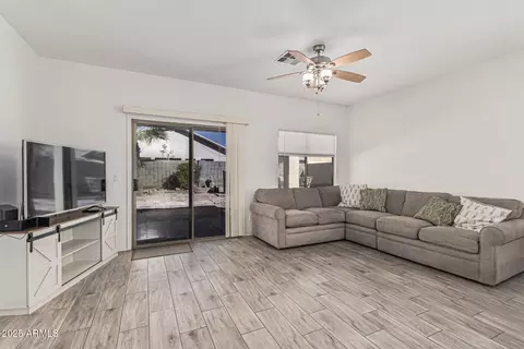 Living - 6350 W Hess St, Phoenix, AZ 85043 photo 3 of 3
