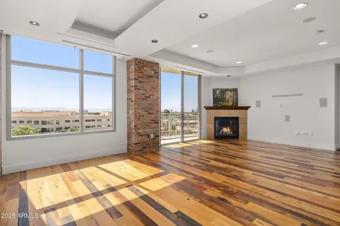 Living - 2211 E Camelback Rd #607, Phoenix, AZ 85016 photo 5 of 9