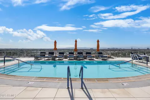 Exterior - 2211 E Camelback Rd #607, Phoenix, AZ 85016 photo 3 of 4