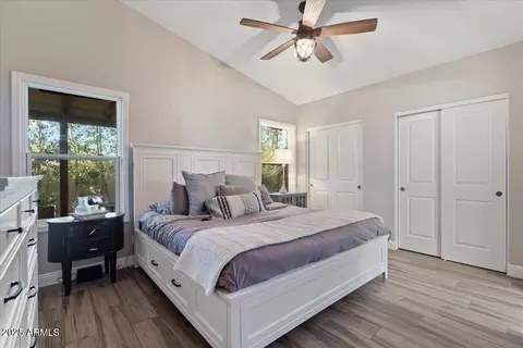 Bedroom - 3005 E Siesta Ln, Phoenix, AZ 85050 photo 1 of 5