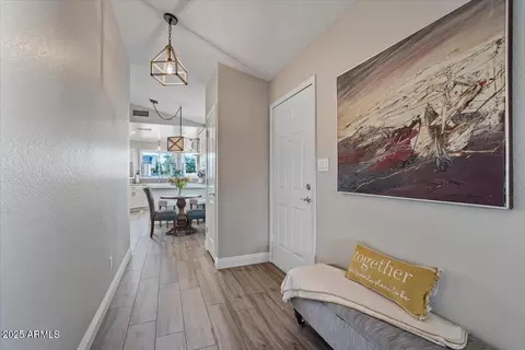 Entry Way - 3005 E Siesta Ln, Phoenix, AZ 85050 photo 1 of 1