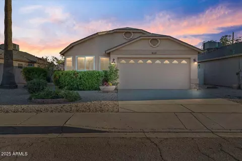 3005 E Siesta Ln, Phoenix, AZ 85050