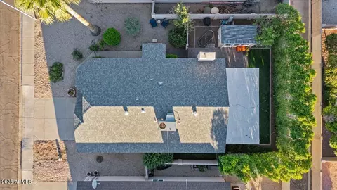 View/Area - 3005 E Siesta Ln, Phoenix, AZ 85050 photo 4 of 5