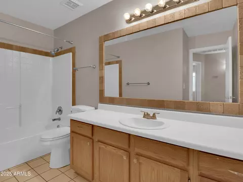 3015 W Patrick Ln, Phoenix, AZ 85027 photo 8