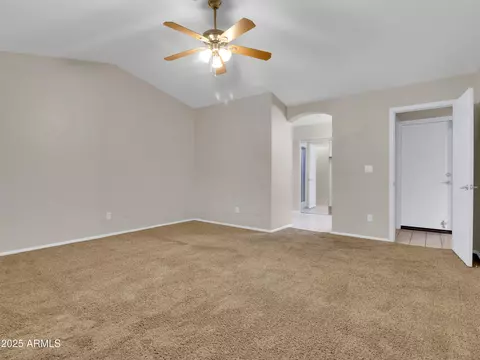 3015 W Patrick Ln, Phoenix, AZ 85027 photo 15